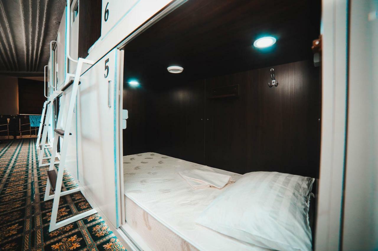 Capsule Hotel Technocave Bishkek Esterno foto